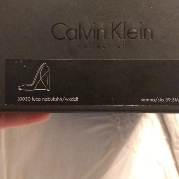 CALVIN KLEIN COLLECTION HEELS - Picture 7 of 8